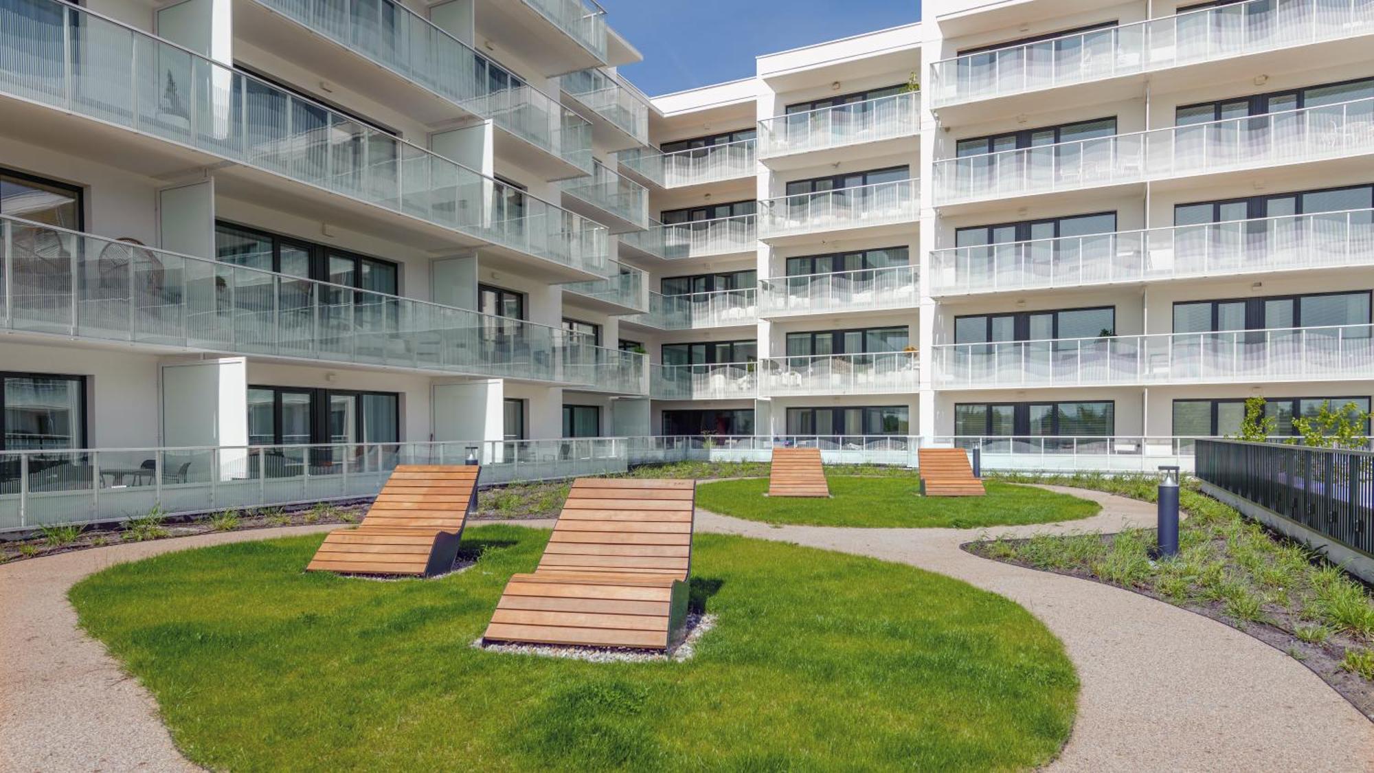 Apartamenty Z Basenem-Polanki Aqua - Holiday City Kołobrzeg Exteriör bild