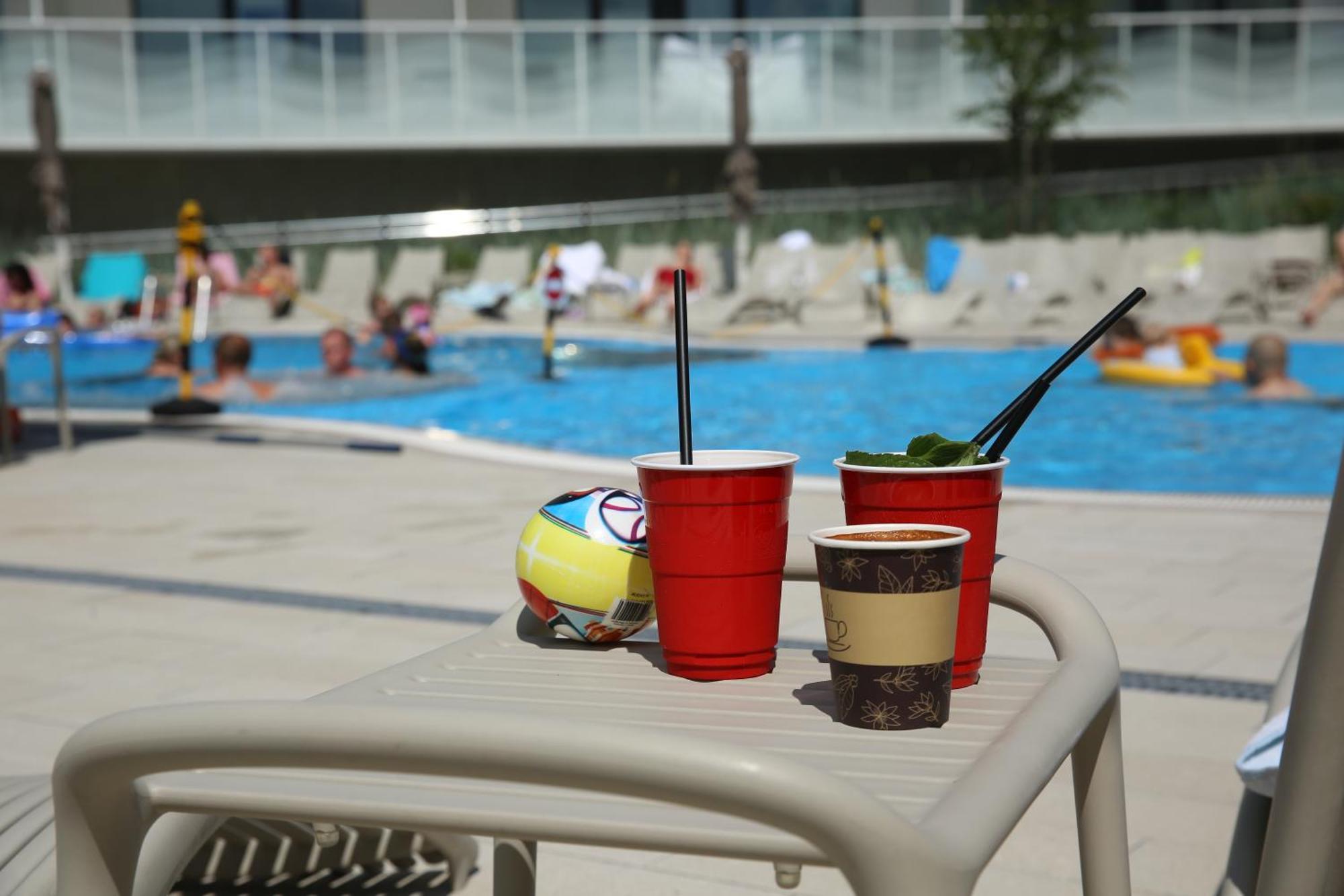 Apartamenty Z Basenem-Polanki Aqua - Holiday City Kołobrzeg Exteriör bild
