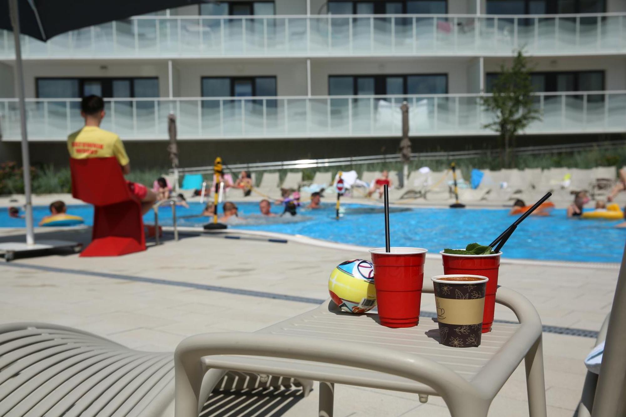 Apartamenty Z Basenem-Polanki Aqua - Holiday City Kołobrzeg Exteriör bild